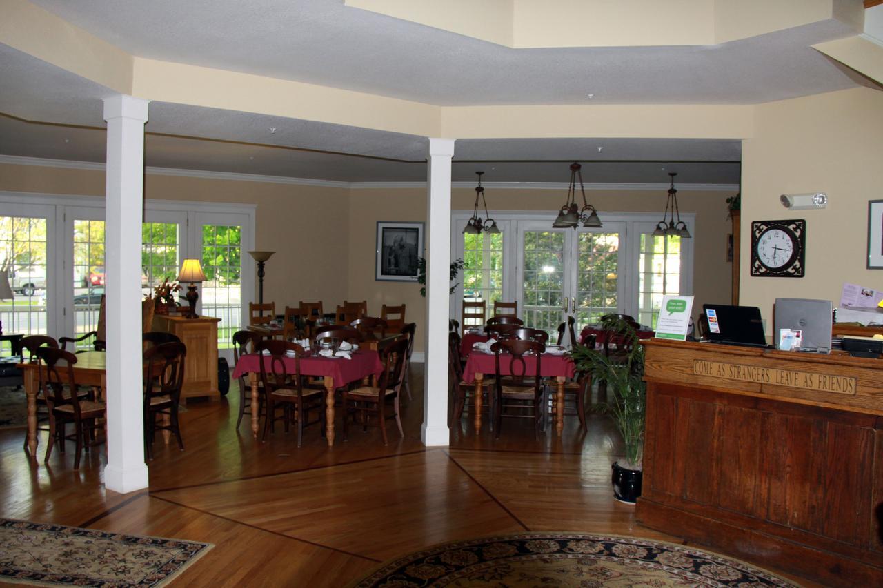 The Currier Inn Грили Экстерьер фото